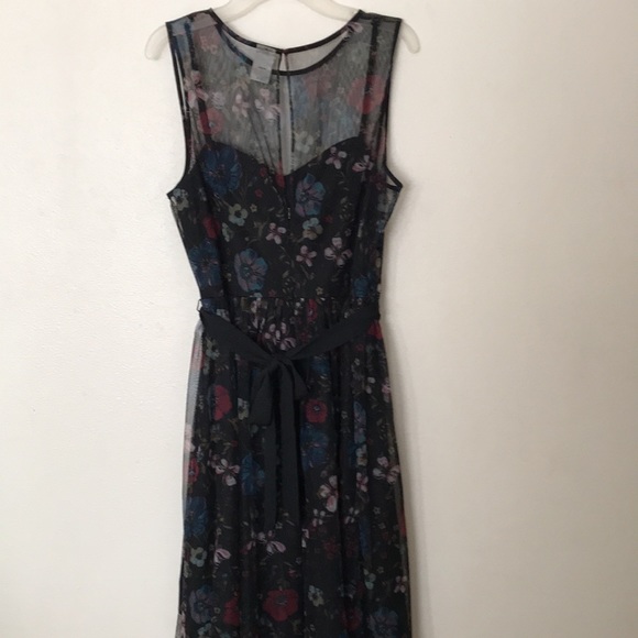 Women’s lightweight summer sundress - Picture 3 of 3